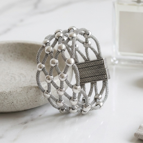 Zoe - Lattice Metal Mesh bead Magnetic Bracelet