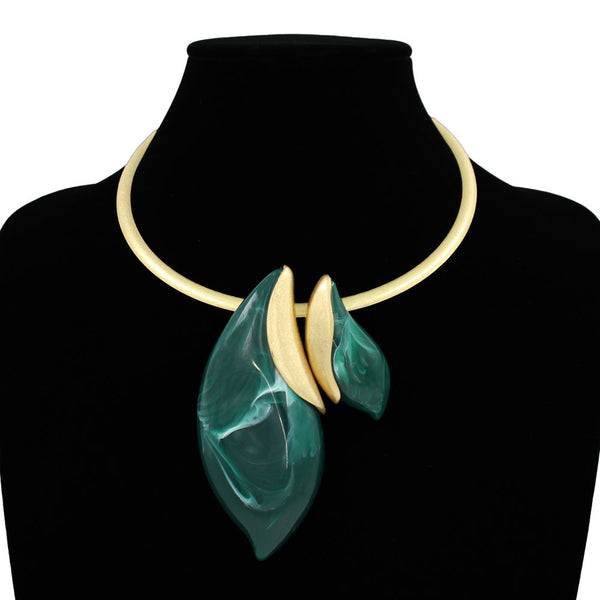 Presley - Double Leaf Pendant Statement Collar Necklace
