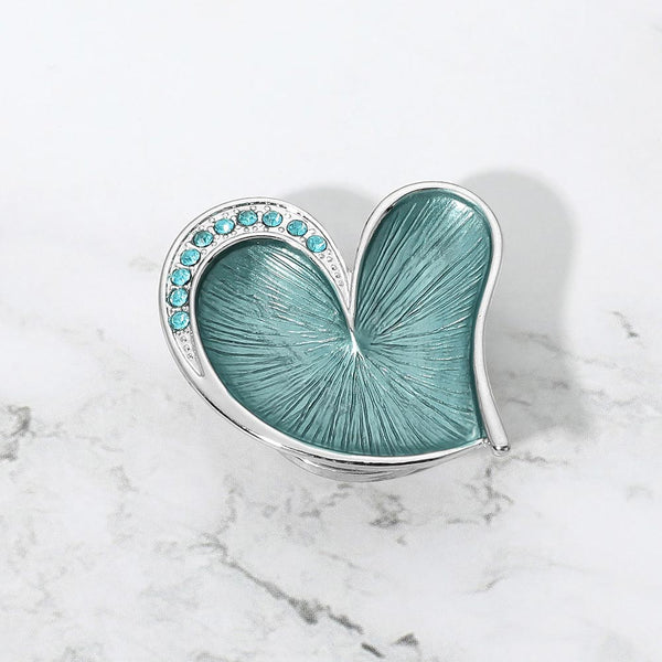 Blaise - Metal Heart Magnetic Brooch