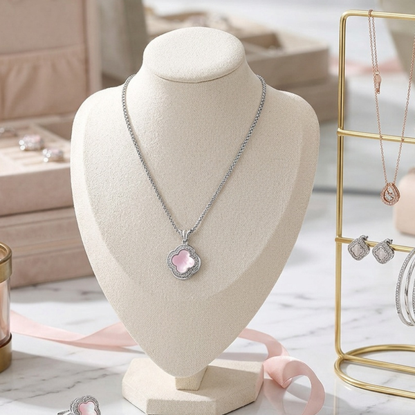 Ilse - 14K Silver Plated Quatrefoil Pendant Necklace
