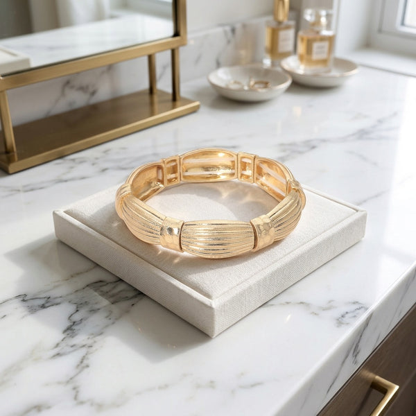 Joplin - Ribbed Hammered Metal Stretchable Bracelet