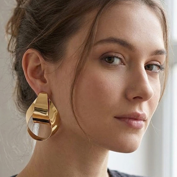 Kiara - Sculptural Teardrop Loop Statement Earrings
