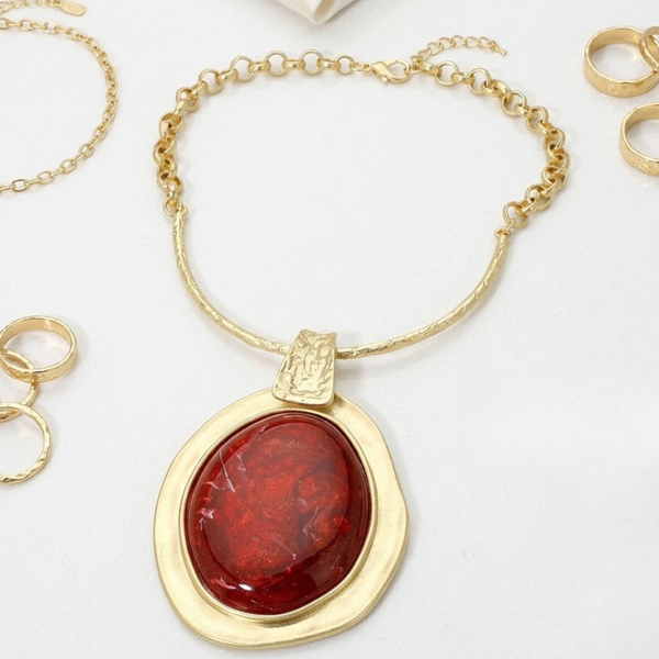 Saskia - Plate Pendant Accent Statement Necklace