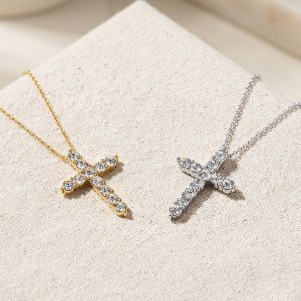 Lio - Cross Pendant Necklace