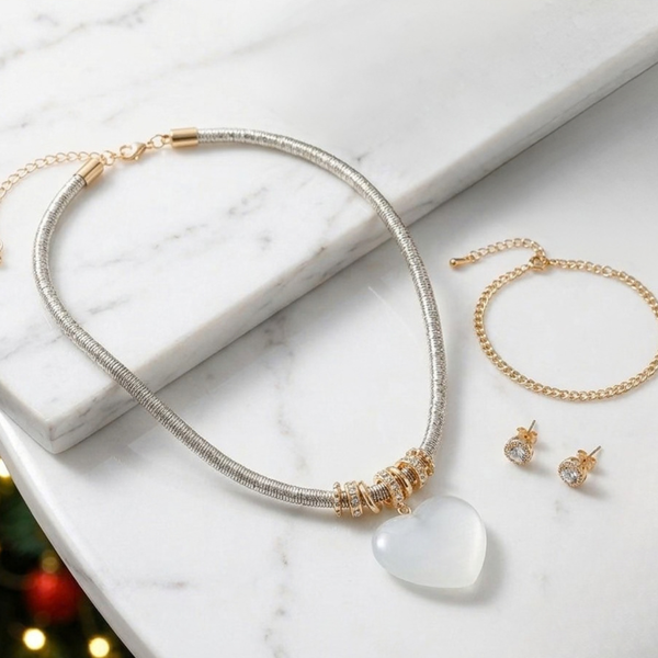 Addison - Heart Pendant Necklace